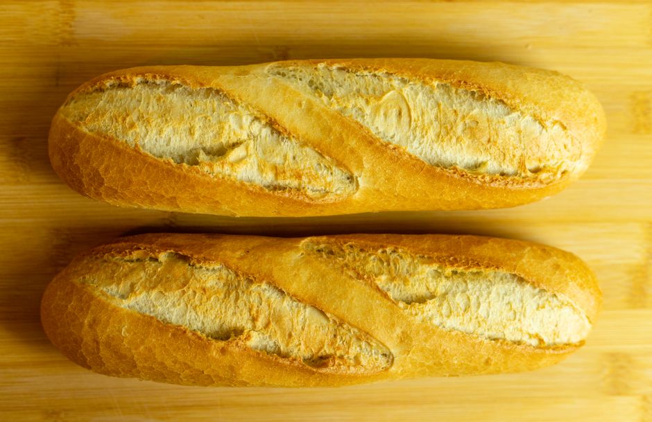 What Is the Nutritional Value of Bread for Huskies?